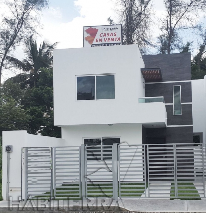 CASA EN RENTA AMUEBLADA EN JARDINES DE TUXPAN, TUXPAN VER.