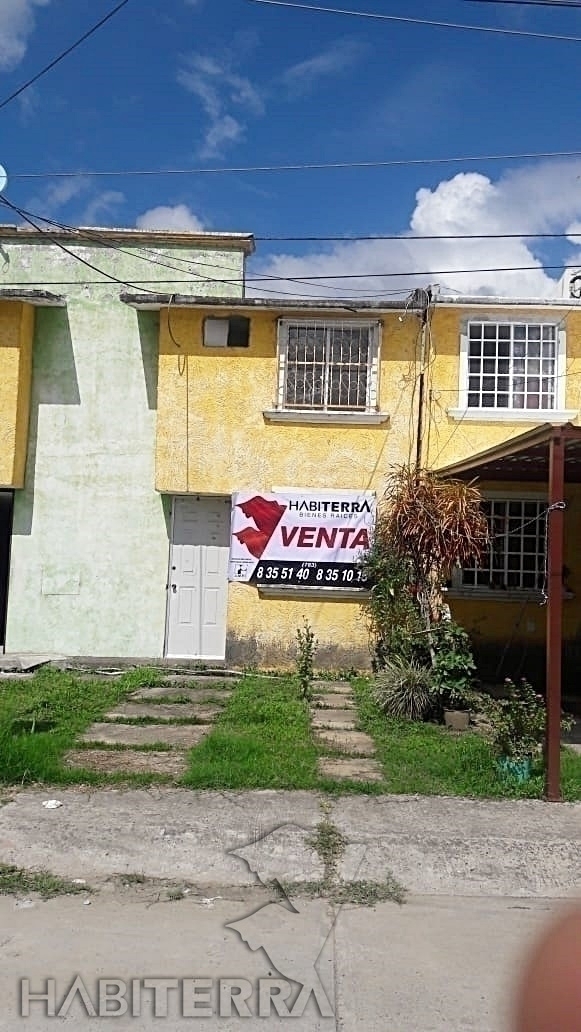 CASA EN VENTA EN INFONAVIT REYES HEROLES, TUXPAN, VERACRUZ. - CV-3044